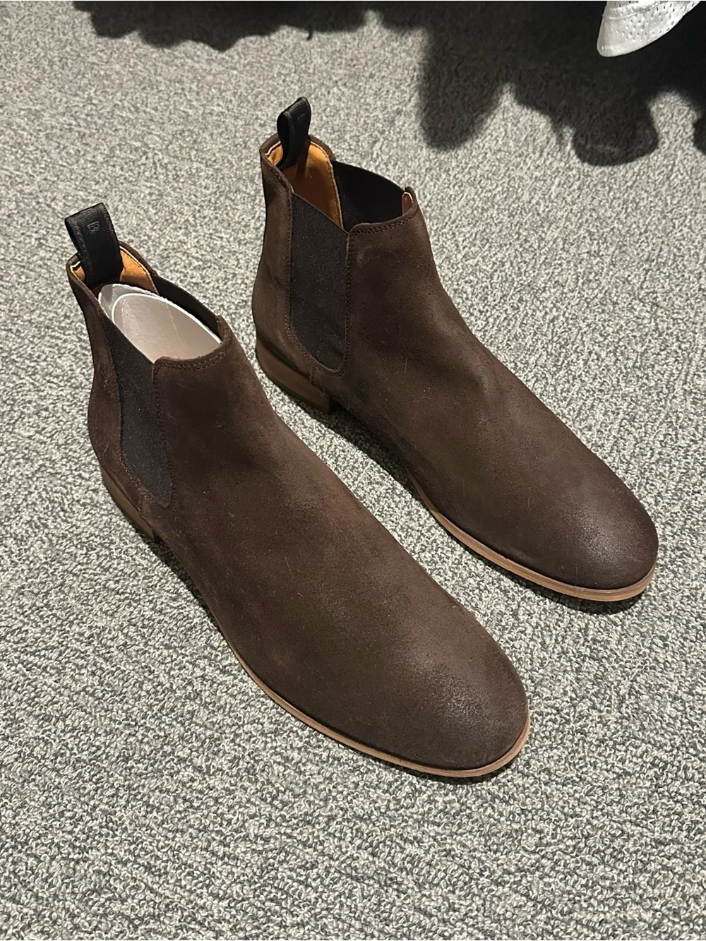 Shoe The Bear Dev Chelsea Boot - Dark Brown Suede